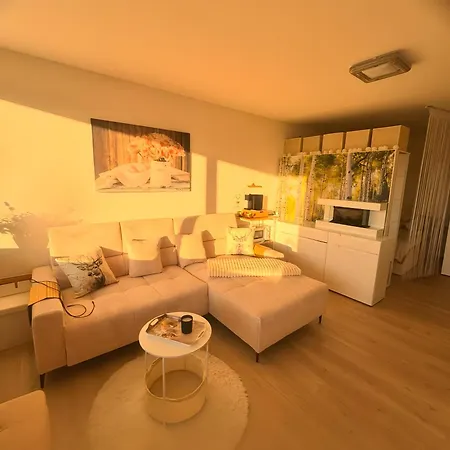 شقة Ueber Den Daechern Von *