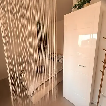 Ueber Den Daechern Von Aachen アパート フォルスト