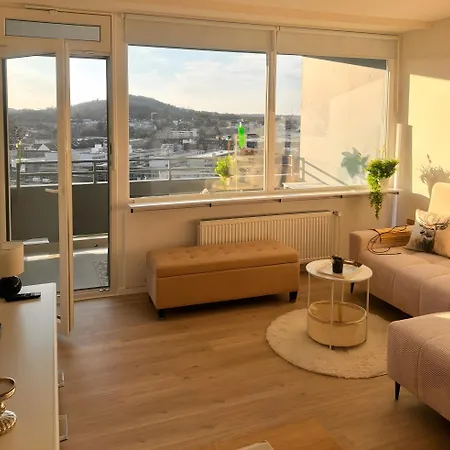 Ueber Den Daechern Von آخن